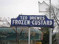 USA - St Louis MO - Ted Drewes Frozen Custard Neon(13 Apr 2009)